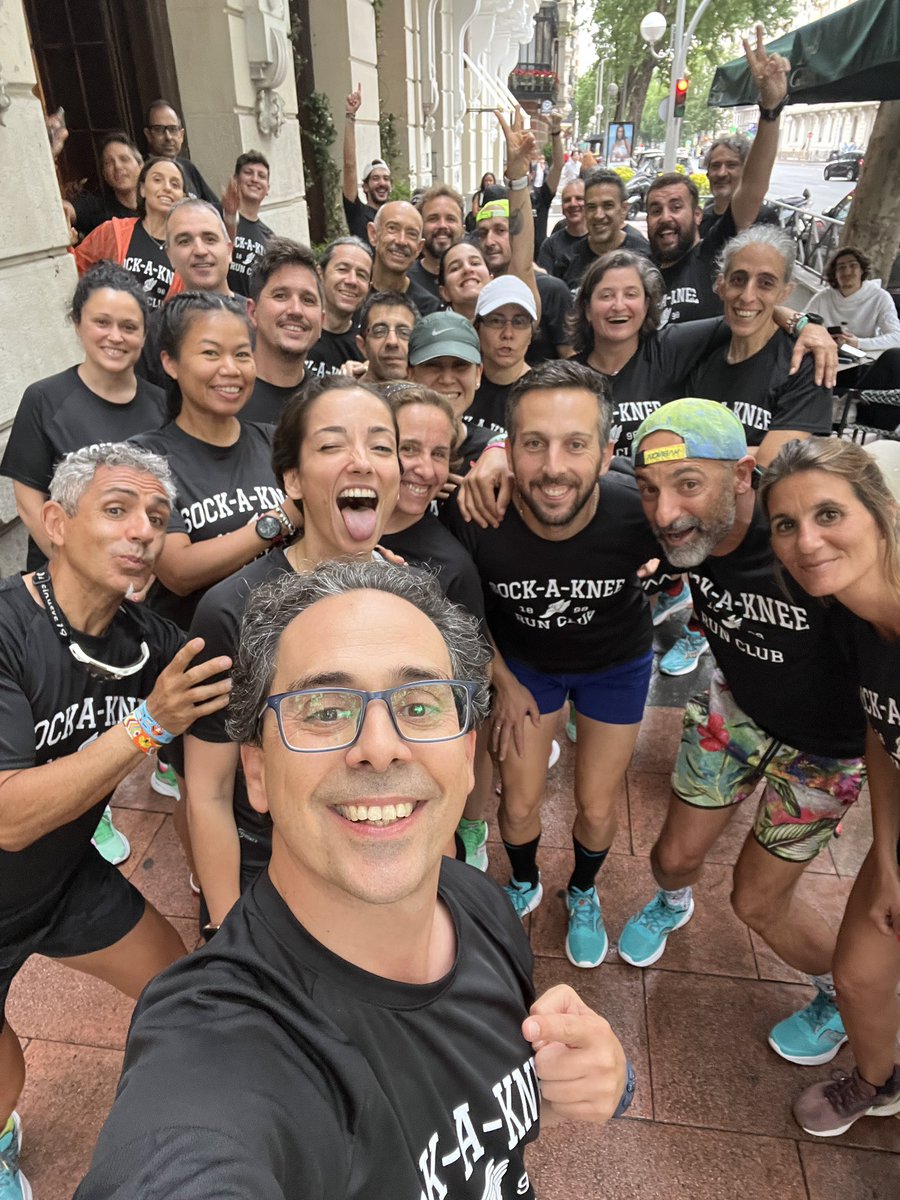 pablocarmenado's tweet photo. Se corrió…
#GlobalRunningDay 
Se merendó… https://t.co/K6LmM3wEOF