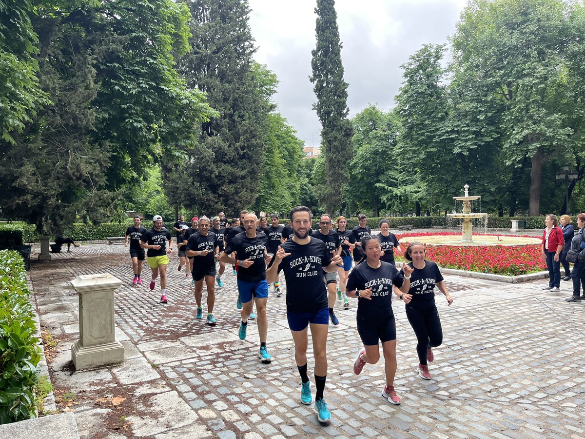 pablocarmenado's tweet photo. Se corrió…
#GlobalRunningDay 
Se merendó… https://t.co/K6LmM3wEOF