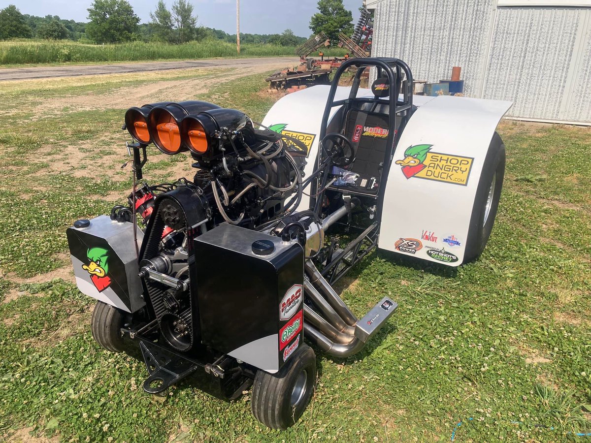 AngryDuckGraph's tweet image. Looks AWESOME! Looking forward to our partnership with BaconBitsRacing! 

shopangryduck.com

#BaconBitsRacing #minirod #tractorpulling #2023season #angryduckgraphics #shopangryduck