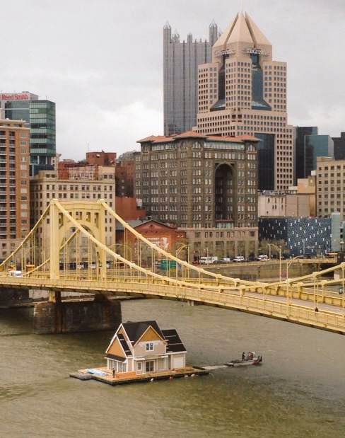 StoneColdSid's tweet photo. Kyle Dubas brought his house from Toronto to Pittsburgh today.... 🤣 #LetsGoPens https://t.co/YJXSwxtDgv