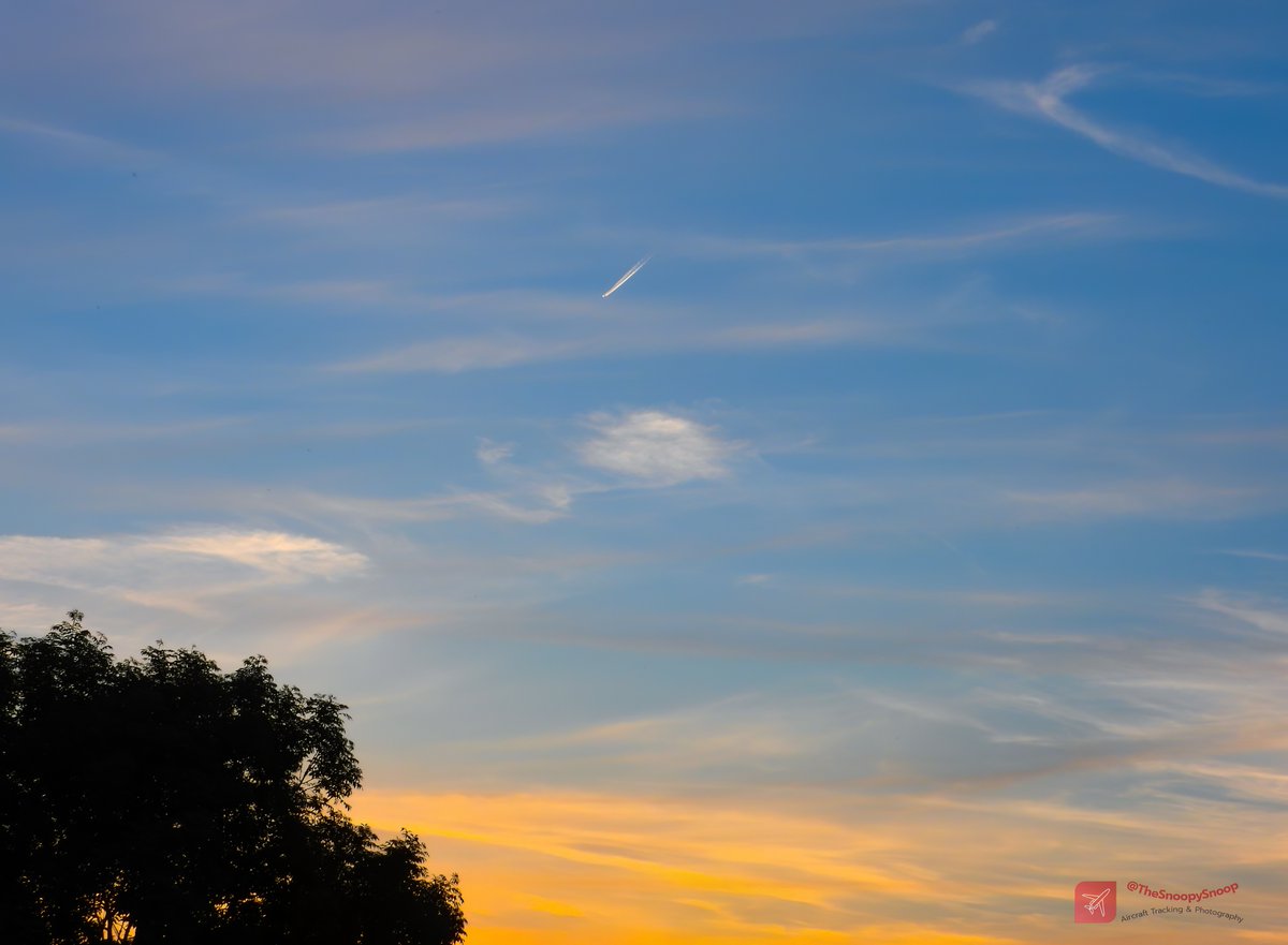 TheSnoopySnoop's tweet photo. #VS25 Virgin Atlantic
Airbus A330-343, G-VUFO
512mph @ 40,000ft (7.6 miles), LHR/JFK
Overhead #NorthernIreland tonight at 21:41hrs heading in to the sunset
#AvGeek #planespotting #aviationphotography #nikonphotography https://t.co/63Urxb01p4