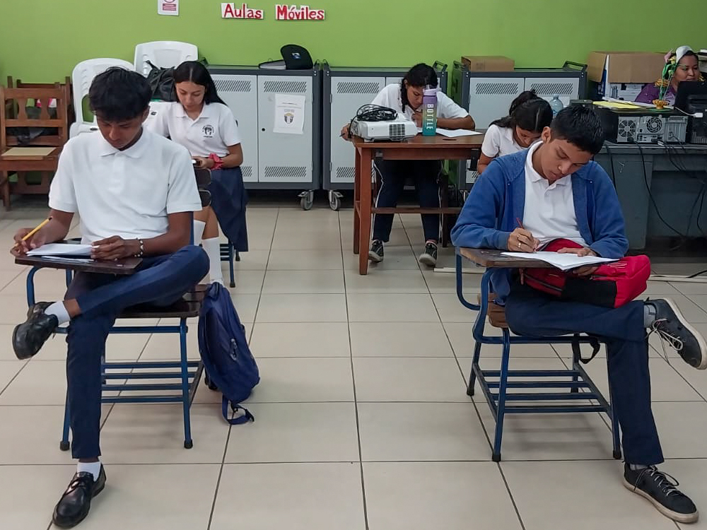 minednicaragua's tweet photo. Certamen Mejor Estudiante 2023 a nivel de Centro Educativo “Aprendiendo para crear, Innovando para transformar” con Estudiantes de Undécimo Grado de Educación Secundaria.

#Nicaragua https://t.co/3HviNliRmv
