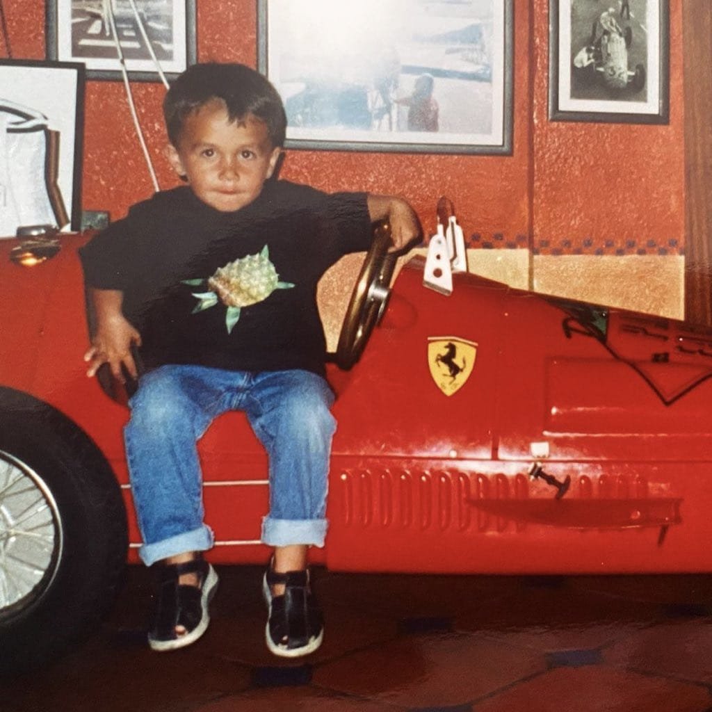 🥹 Max Verstappen, Daniel Ricciardo ve Alex Albon'un küçüklüğü.

#F1 #Formula1 | 📷: SCUDERIAFEMBOY