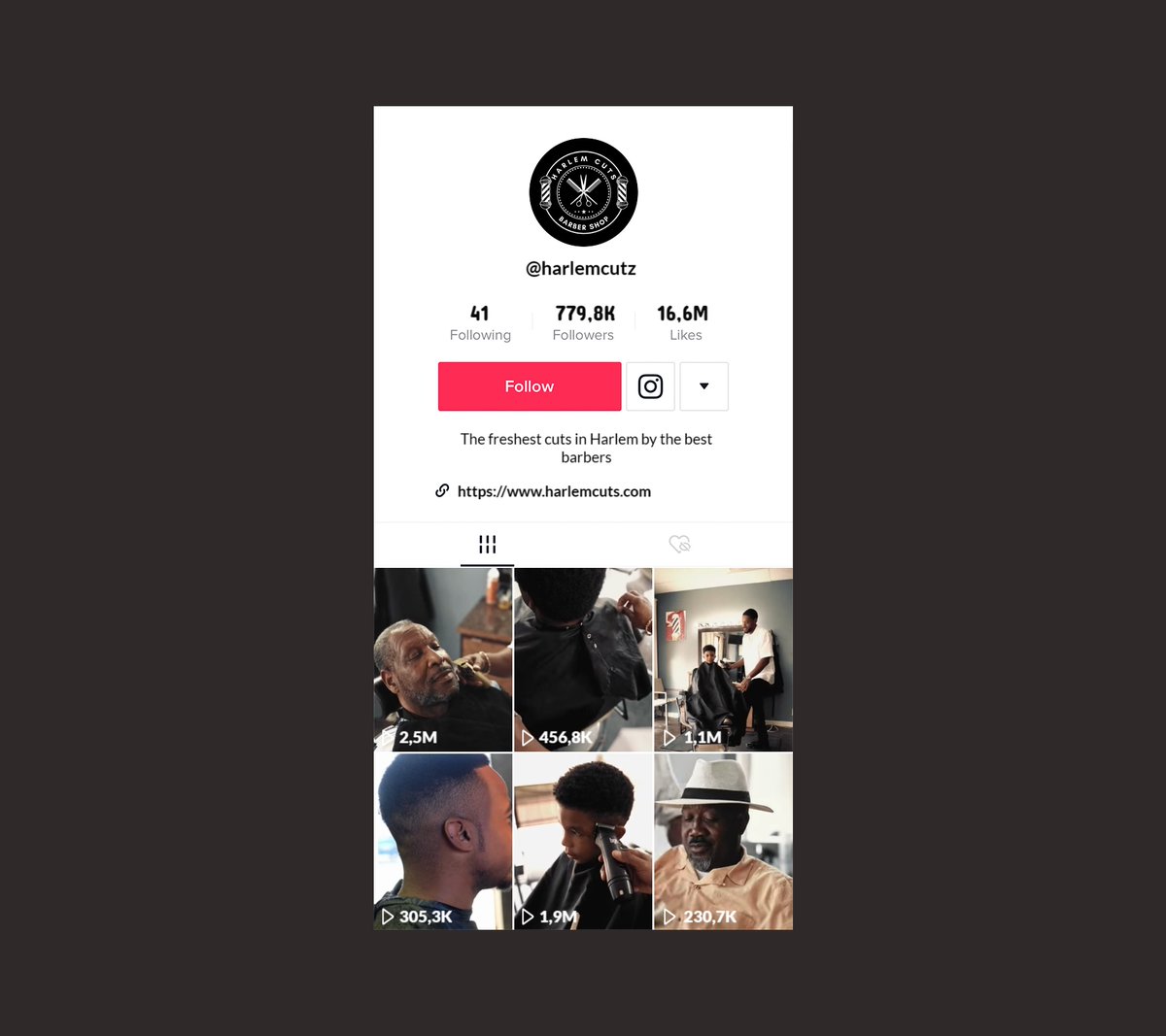 EpesCode's tweet image. Check out our latest masterpiece – an Instagram feed that&apos;s as polished as a fresh fade!
.
.
.
#ECodeSocial #BarbershopFeed #FreshFade #BarbershopArtistry
#HairGoals #SocialMediaRevolution #FeedMakeover #StylishCuts
#HairStyleInspo #ModernBarbershop #TransformYourFeed