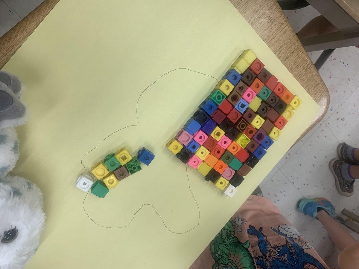 Grade1F's tweet image. Animal Day! We had fun measuring our wild (toy) visitors in different ways by choosing suitable units of measure. Mass, area, length, and height review.