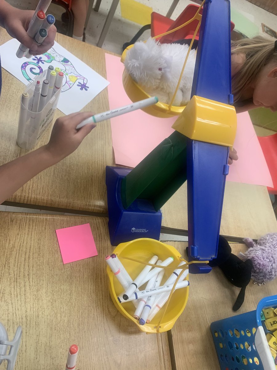 Grade1F's tweet image. Animal Day! We had fun measuring our wild (toy) visitors in different ways by choosing suitable units of measure. Mass, area, length, and height review.