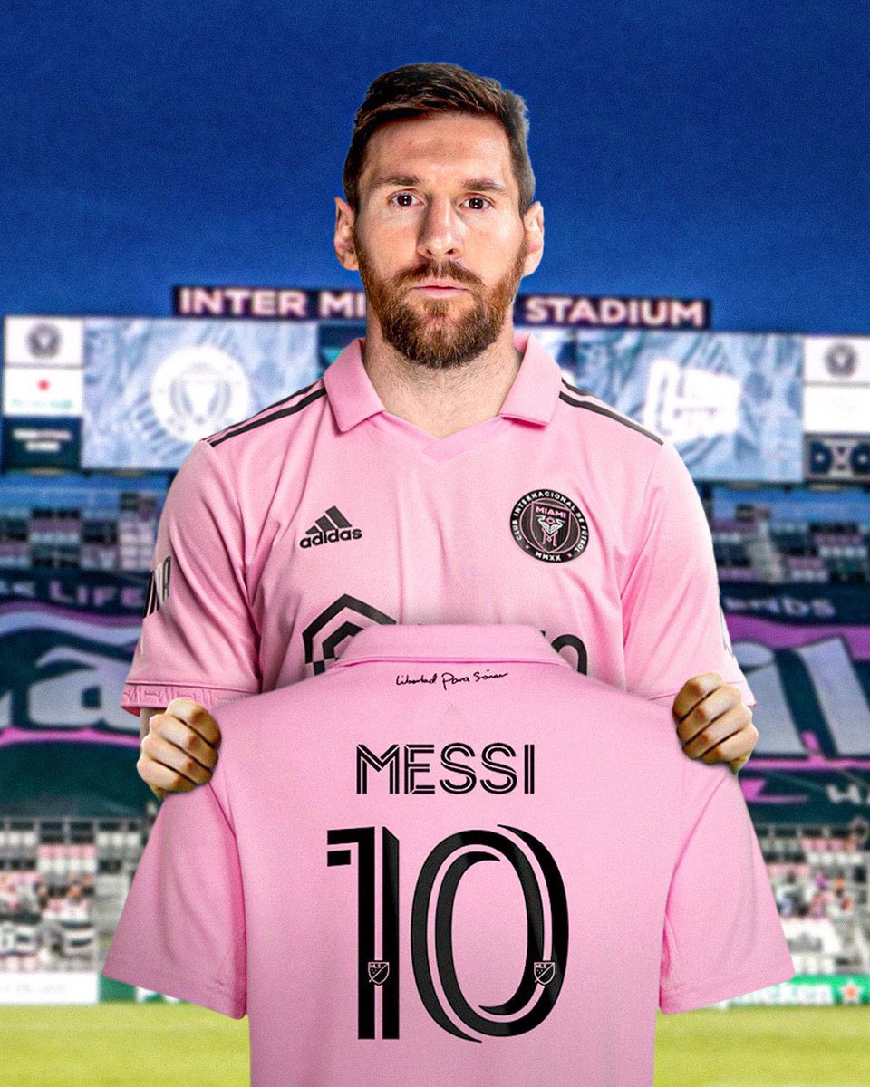 Si nos contaron que Messi ganó el mundial solo con una actuación histórica y que fue 100% legal. 

Y que en 5 meses ya no tiene nivel ni para la Ligue 1. 🤔
