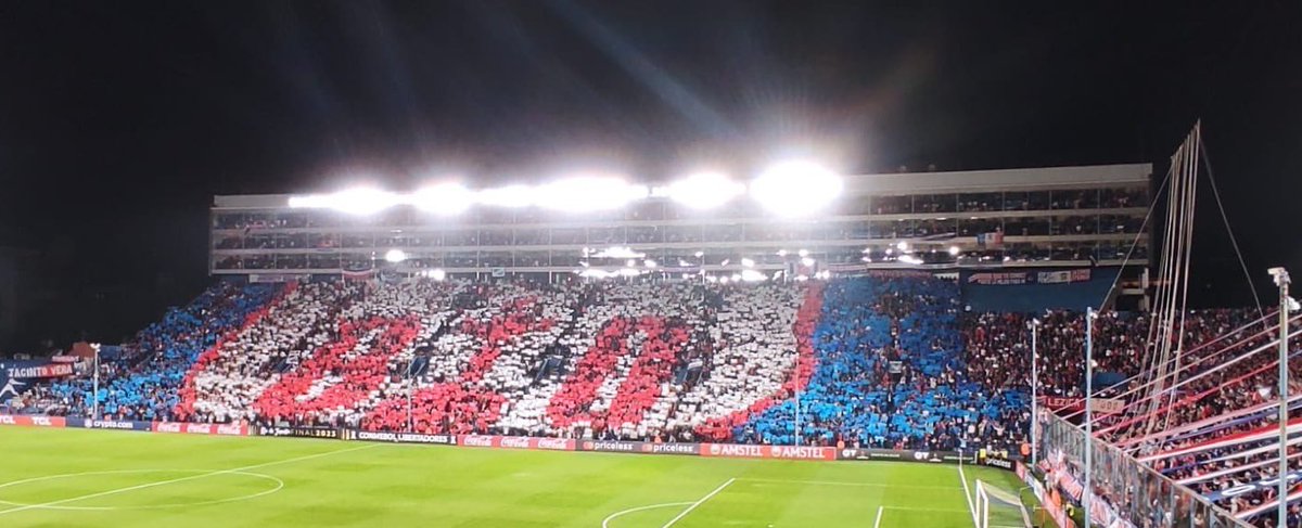 TDC1899's tweet photo. La primera y mejor hinchada 🔥

TE AMO NACIONAL 🔴⚪🔵 https://t.co/k0BAgheKlc