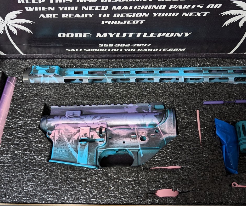 FuquayGun's tweet image. These Anderson Manufacturing build kits are definitely something different.... 🌴

#AndersonMfg #buildkit #arbuild #gritcitycerakote #fuquaygun
