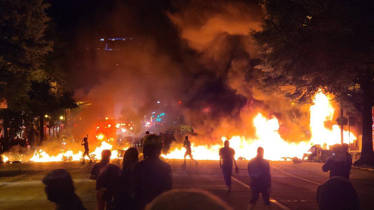 ProjectProfit1's tweet photo. Organizations like #BLM collect their chips and head to the next carnaval. 

Where y’all at now? Where are the marches? We have to stop the hypocrisy. I don’t want to hear no more “but this or but thats.”

March on the overseer/field hands of genocidal culture! 

#RVA #HUGUENOT https://t.co/Zu4EWCVyYs