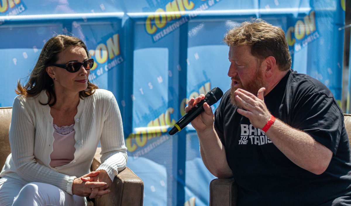 FilmMedia&Communication (@uopfmc) on Twitter photo #FMC's own <a href="/LincolnGeraghty/">Lincoln Geraghty</a> introduces the very special guests of 2023 <a href="/PComicCon/">Portsmouth Comic Con</a> <a href="/thenicolabryant/">Nicola Bryant 🇺🇦 🌻</a> #peterdavidson and #colinbaker <a href="/UniPortCCI/">Faculty of CCI, UoP</a> <a href="/UoP_Media/">UOP</a> #FMC's own <a href="/LincolnGeraghty/">Lincoln Geraghty</a> introduces the very special guests of 2023 <a href="/PComicCon/">Portsmouth Comic Con</a> <a href="/thenicolabryant/">Nicola Bryant 🇺🇦 🌻</a> #peterdavidson and #colinbaker <a href="/UniPortCCI/">Faculty of CCI, UoP</a> <a href="/UoP_Media/">UOP</a>