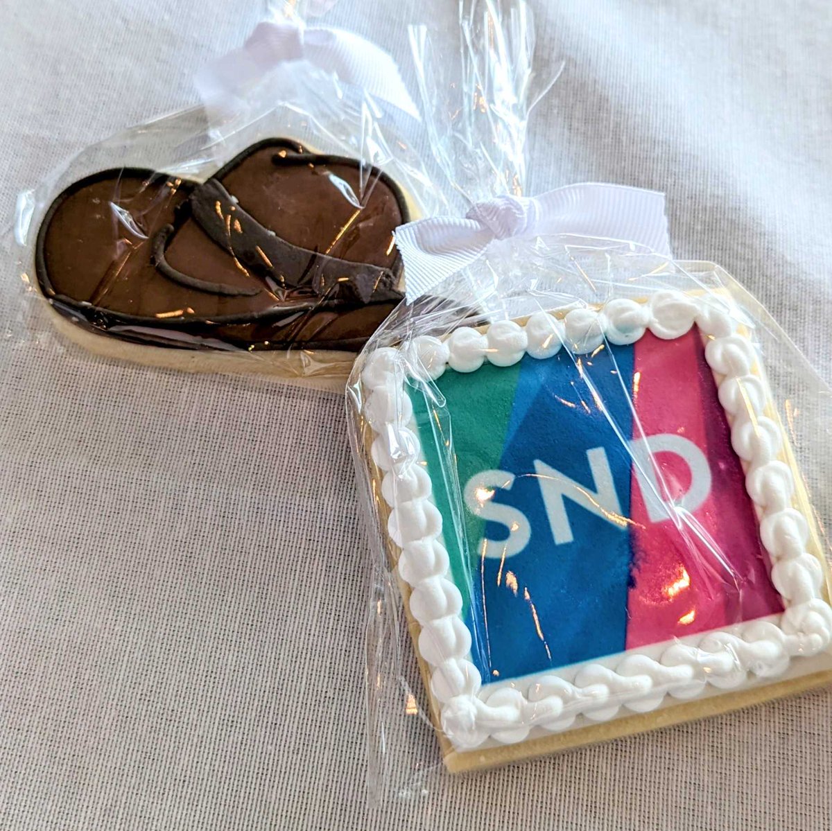 Social News Desk tweet media