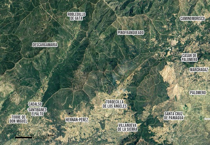 IDEESpain's tweet photo. Antes y después (en falso color) del incendio la Sierra de Gata y Las Hurdes🔥
Más de 10,000 hectáreas quemadas 
 #Copernicus #Extremadura #IDEEX #Sentinel2 https://t.co/Ma56zLH7JR