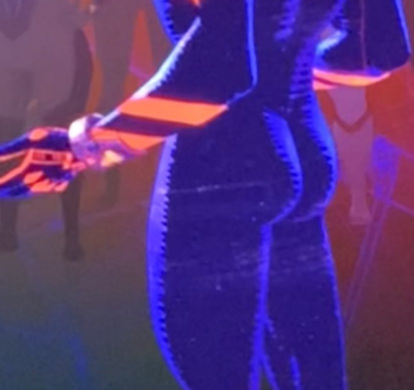 JUST SAW SPIDERVERSE AGAIN. SOMEBODY HELP ME