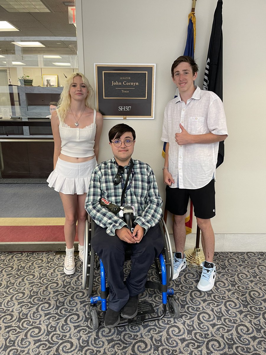 I’m telling you, if you’re not already set to join us in 2024 to Washington DC with <a href="/CloseUp_DC/">Close Up Washington</a>, get signed up NOW! #historyteacher #GoMustangs #fieldtrips <a href="/JJPearceHS/">JJ Pearce HS</a> <a href="/RichardsonISD/">Richardson ISD</a>