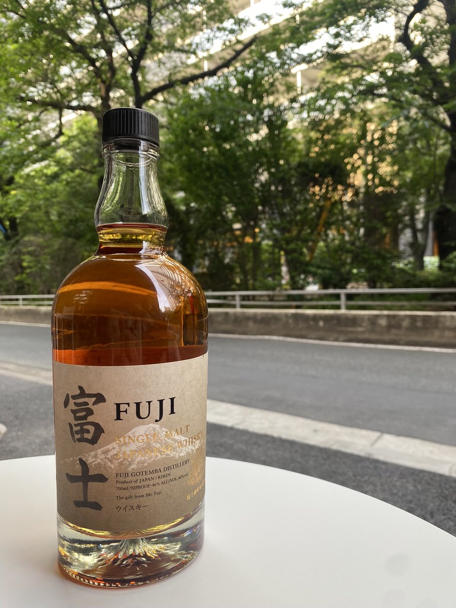 mdstand's tweet image. 本日の営業時間は
10:00-23:30
です！

日中暑いので休憩がてらコーヒーはいかがですか？☕️

昼飲みもできます！
#コーヒー
#カフェ
#バー
#ウイスキー