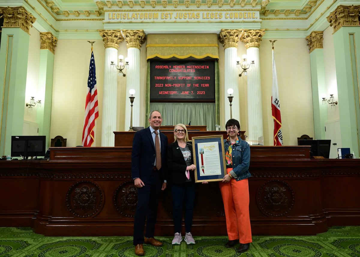 BMaienschein's tweet photo. I recognized TransFamily Support Services in San Diego as my NonProfit of the Year. #TeamTFSS serves transgender/nonbinary youth & their families by empowering them with education, support, resources, & advocacy. @transfamilysos #NavigationForTheJourney #PrideMonth https://t.co/BuIcow6CVC