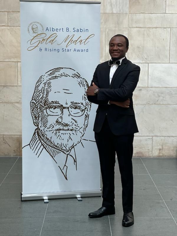 TheRuralDtor's tweet photo. It is an incredible honor and a humbling experience for me to be recognized (the 2023 Sabin Rising Star Award by @sabinvaccine) for my contribution in driving efforts to improve the uptake of these vaccines up to the last mile, especially in remote communities. https://t.co/wRVNcEGaVe