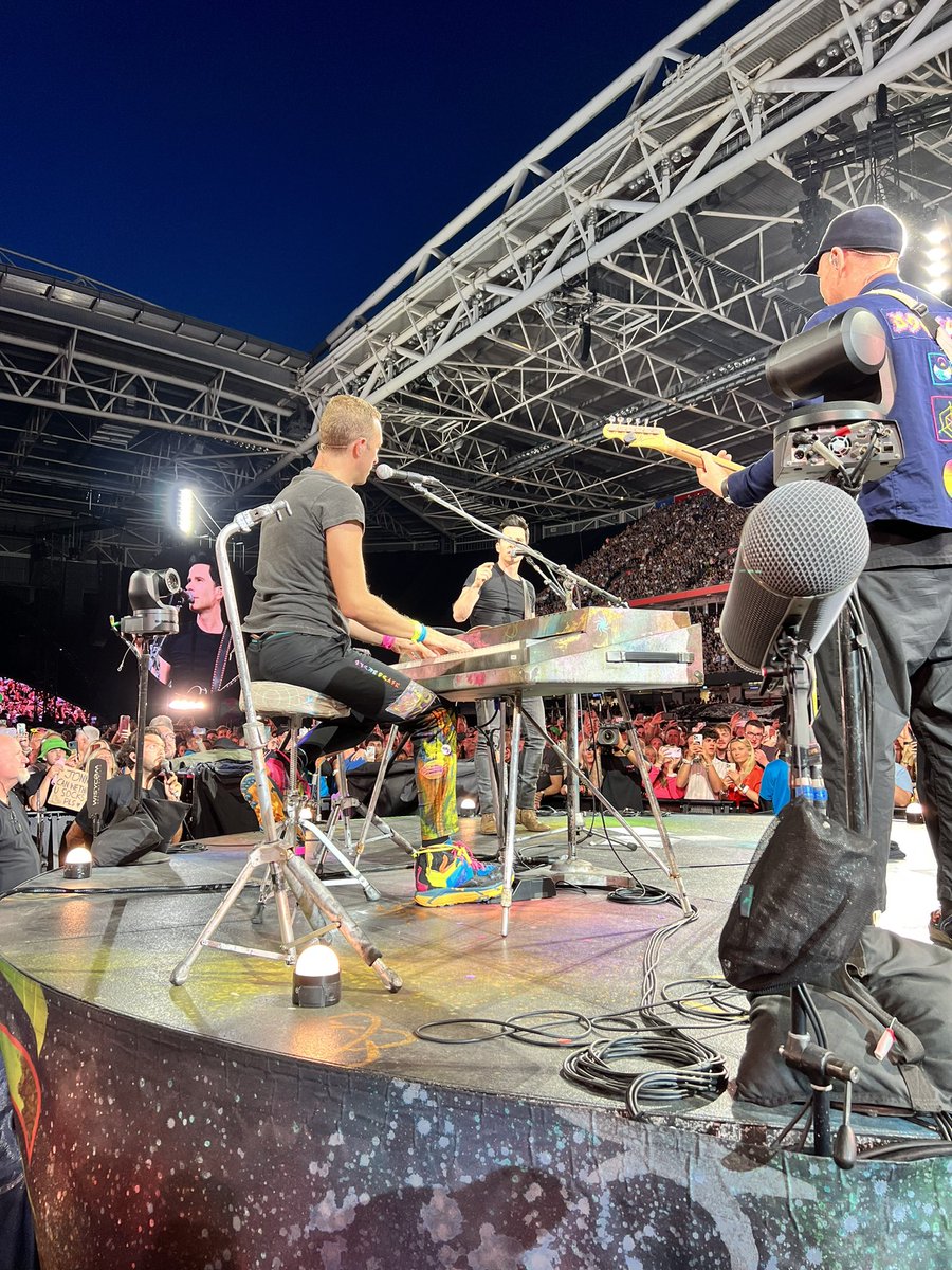 Liam_Bones tweet media