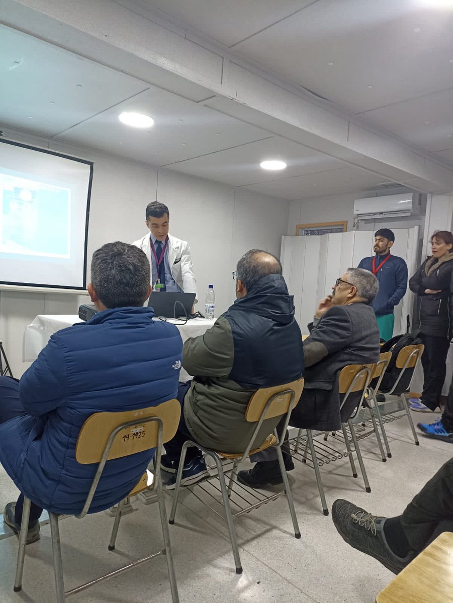 fseguradiazURO's tweet photo. Primera Jornada de nuestro Curso Láser Próstata -  La Unión. Con la presencia de Urólogos desde Concepción hasta Puerto Montt
@UCencomex #holep #AEEP #holmium https://t.co/19zgQFhGsB