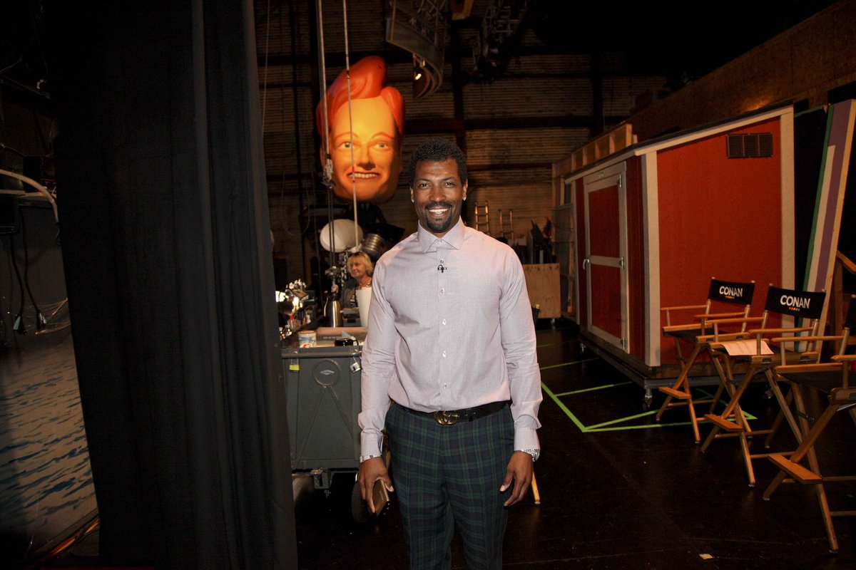 TeamCoco's tweet photo. Comedian and former #CONAN writer @deoncole joins Mike and @jessiestwats on today’s #INSIDECONAN! They discuss introducing Conan to soul food, getting kicked out of the #RNC, and his and his underground album #SexSounds. Listen: https://t.co/R0V6gwOxQs https://t.co/jkXyNlcZOt