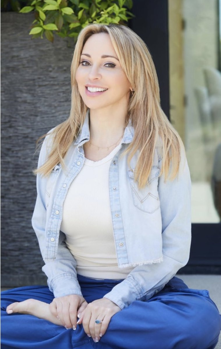 tara strong on Twitter "More catfarnsworth geniusness 🖤"
