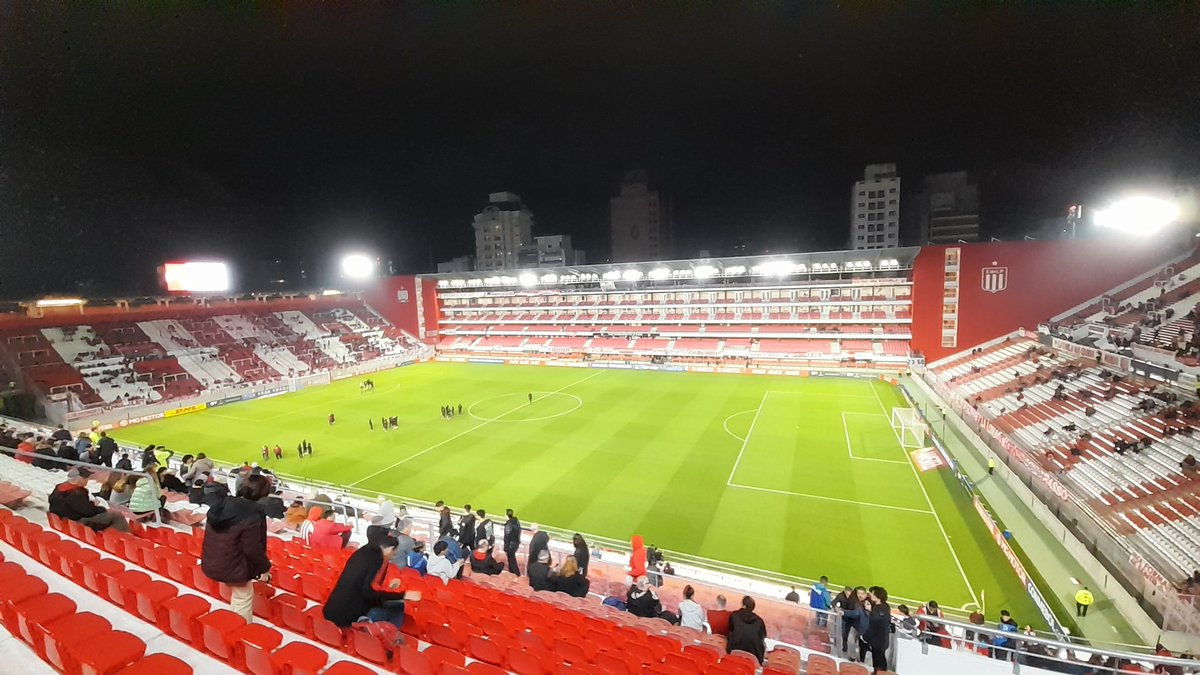 ⏰ 20.00hs

#EDLP 🆚 #Bragantino

🎙Relata: <a href="/damianzarate1/">Damián Zárate 💚☀️</a>
 🗣Comentan: Armando #Degaudencio <a href="/JoseZdonek/">José Manuel Zdonek</a> 

 Junto a <a href="/lucasfinochio/">Chicho Finochio</a> <a href="/emealcubo1/">Martin Madroñal</a>  y equipo
 
📻 <a href="/radioulaplata/">Radio UNLP</a>
📱 youtube.com/live/whPZKc42Q…
🌐radiouniversidad.unlp.edu.ar