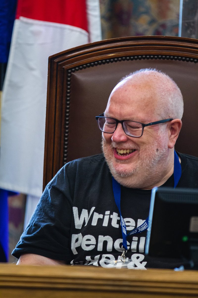 UoPFMC's tweet photo. Our final big Sunday afternoon #FMC @PComicCon panel took place in the Guildhall Chambers: Travels of the Timelords: Celebrating 60 Years of Doctor Who, with @LincolnGeraghty, @Joe_Brennan @cavanscott and #MikeCollins @UniPortCCI @UoP_Media https://t.co/M9zaSartZV
