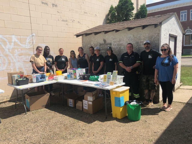 MHSW_MIH's tweet photo. One of our #CommunityParamedics from Moose Jaw was in the community today supporting #HarmReduction with @johnhowardsask

#MobileIntegratedHealt #MIH #CommunityParamedicin

@MooseJawEMS https://t.co/Kx8meUkb9g