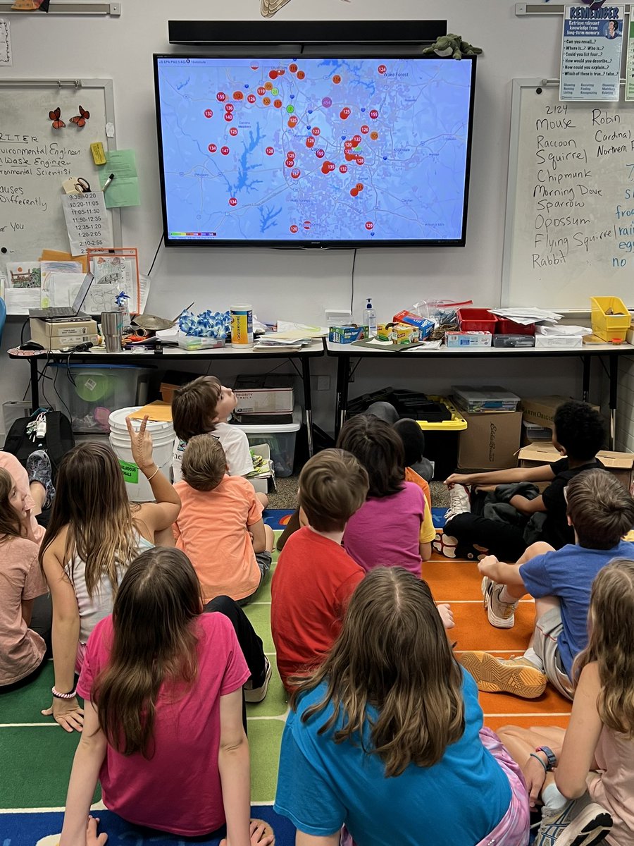 Brinchekscience's tweet image. Kids heard about the “code red” #AirQuality on the radio/news today… but what does that really mean? Ss are engaged and feel empowered understanding #authenticlearning