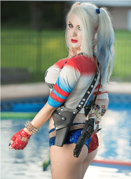 Justin_Belmont's tweet photo. Check out @comixgater's poll! https://t.co/LFGxfoRfCG 
Vote on your favorite Cosplayer. 

Results will be revealed on The Man Cave (Thursday) 
https://t.co/CCZm0fVOwV

#GoodstuffsPoll #TheManCave https://t.co/AqA7VT6CSM