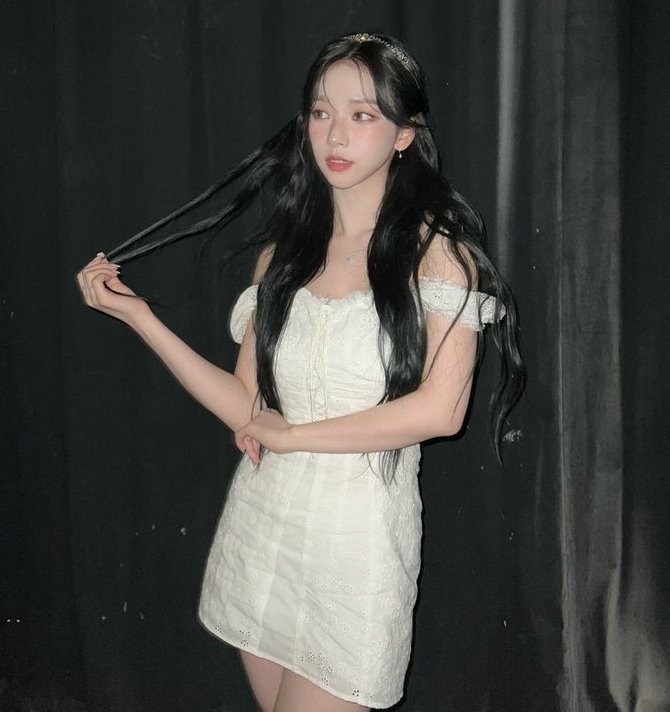 sndmisuk's tweet photo. @.moonsuk 𝗎𝗉𝖽𝖺𝗍𝖾 𝗈𝗇 #SUNGRAM

atrasada, porém indo de branquinho pra representar o cinnamoroll na #sanrioparty (desculpa, kuromi). 🤍 https://t.co/CQCznT6KWv