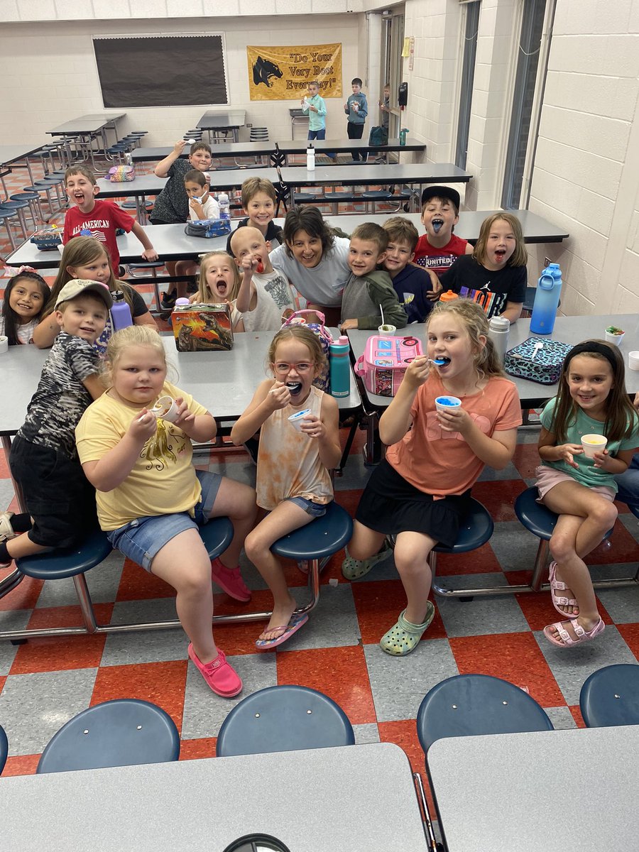 We are sure going to miss this sweet lady. We love you Mrs. Murchinson!!❤️
@BHicksk1 <a href="/DrCarlaNeal/">Carla Neal</a> 
<a href="/BENPanthers/">Bennett Panthers</a>