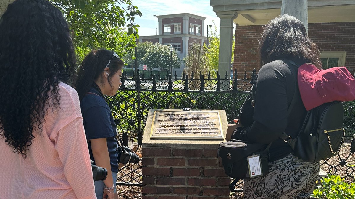 AlaSPA's tweet image. The Multicultural Journalism Workshop staff had a busy day yesterday! They went on the Hallowed Grounds Tour, visited Alabama Heritage, talked with author Leah Myers, and visited Foster Auditorium and Malone-Hood Plaza. @uaccis @ua_jcm