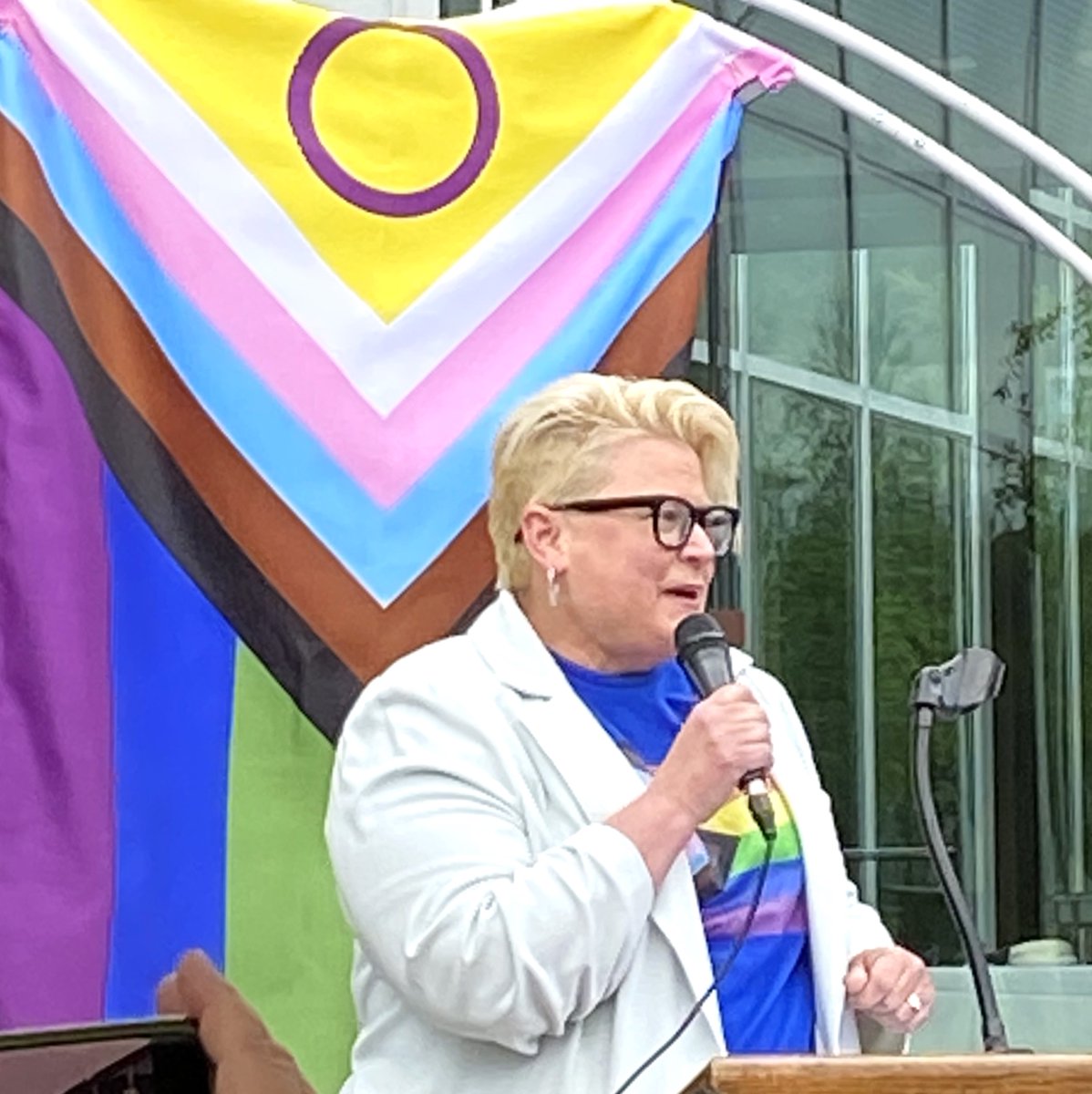 Annual #Pride Flag Raising Ceremony at <a href="/Foothill/">Don Venable</a> and <a href="/DeAnza/">deanza</a> College in celebration of #PrideMonth with remarks by President Holmes, President Whalen, Chancellor Miner, Board President Ahrens,  students, faculty and staff, celebrating unity.