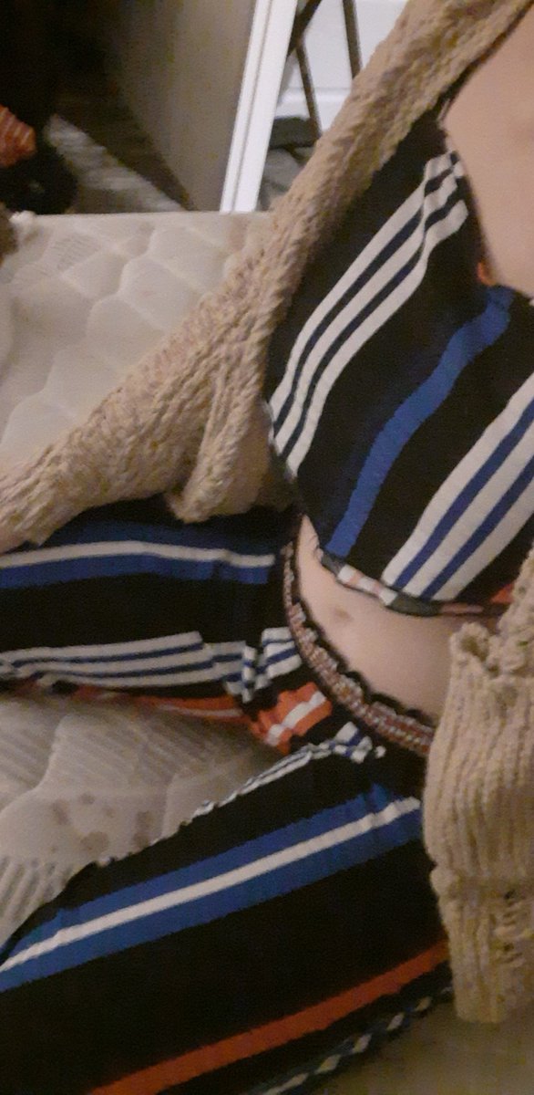 FantasyLover420's tweet photo. 18+ Dm me for more explicit content. ❤❤❤ https://t.co/GKd2HBMx9G