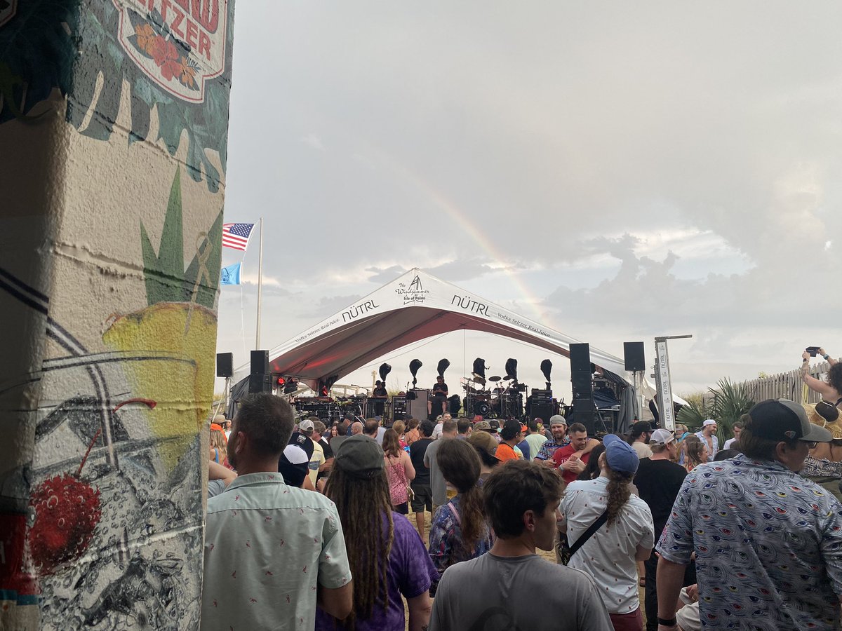 legit rainbow behind the stage during set break. not like the fake artificial one during GD50 lol