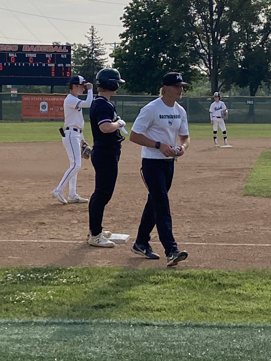 MV baseball takes a 2-0 lead bottom of 1st