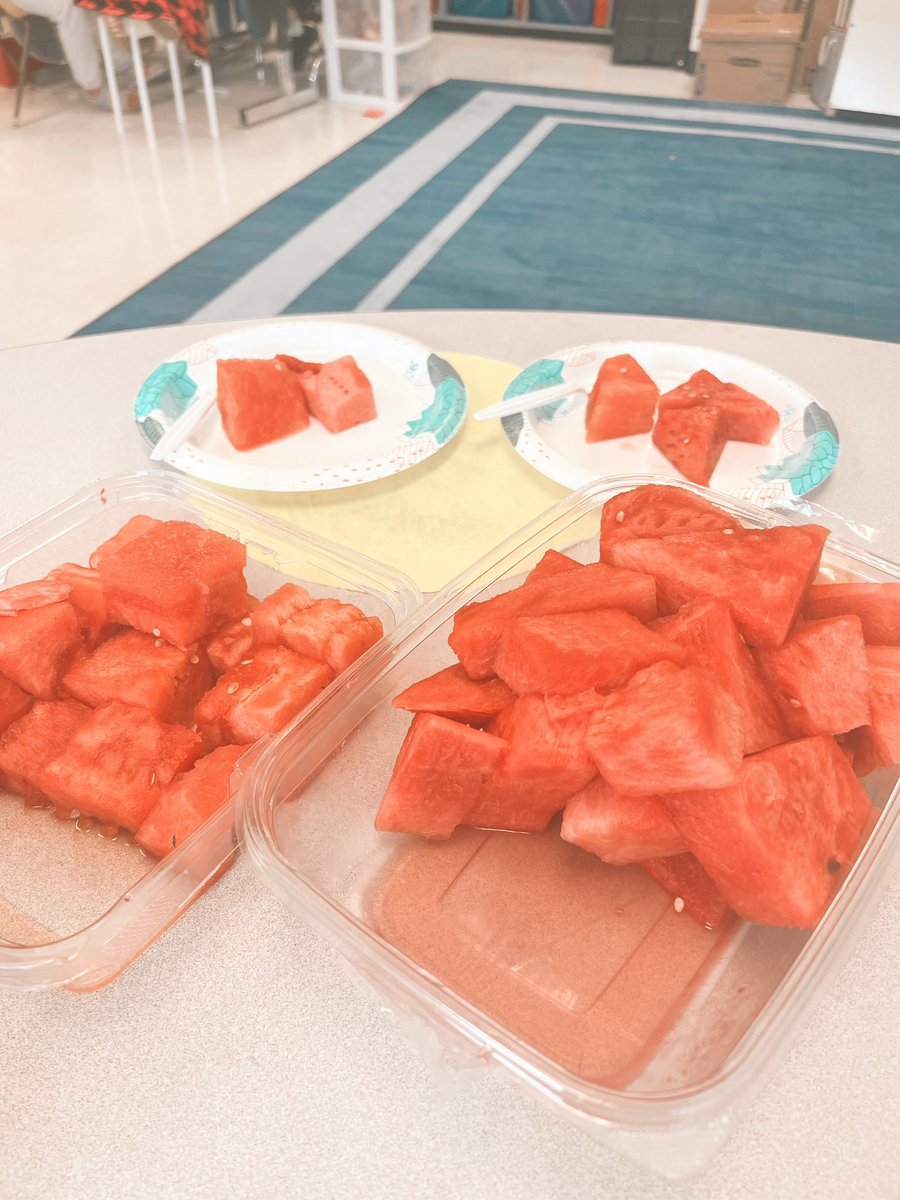Our third balloon pop clue was “this class is one in a melon- let’s read outside!” Well…. our “read outside” day turned into a read inside day because of the smoke, but we still had a blast and enjoyed our watermelon theme 🍉#7daysleft