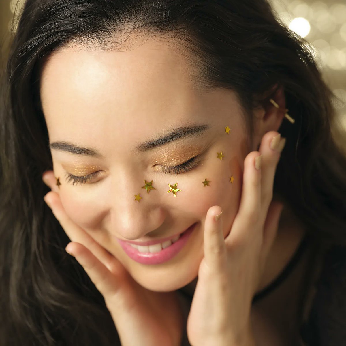 Elegance_jp's tweet photo. 2023 APRIL COLLECTION
SPARKLING PARTY🥂
■STAR EYE COLOR■
S02 #GoldenKnights
■ENAMEL LACQUER■
41 #GPixel
※販売状況は店舗により異なります。詳細は各店舗にお問合せください。 https://t.co/H1GWdr03Ch