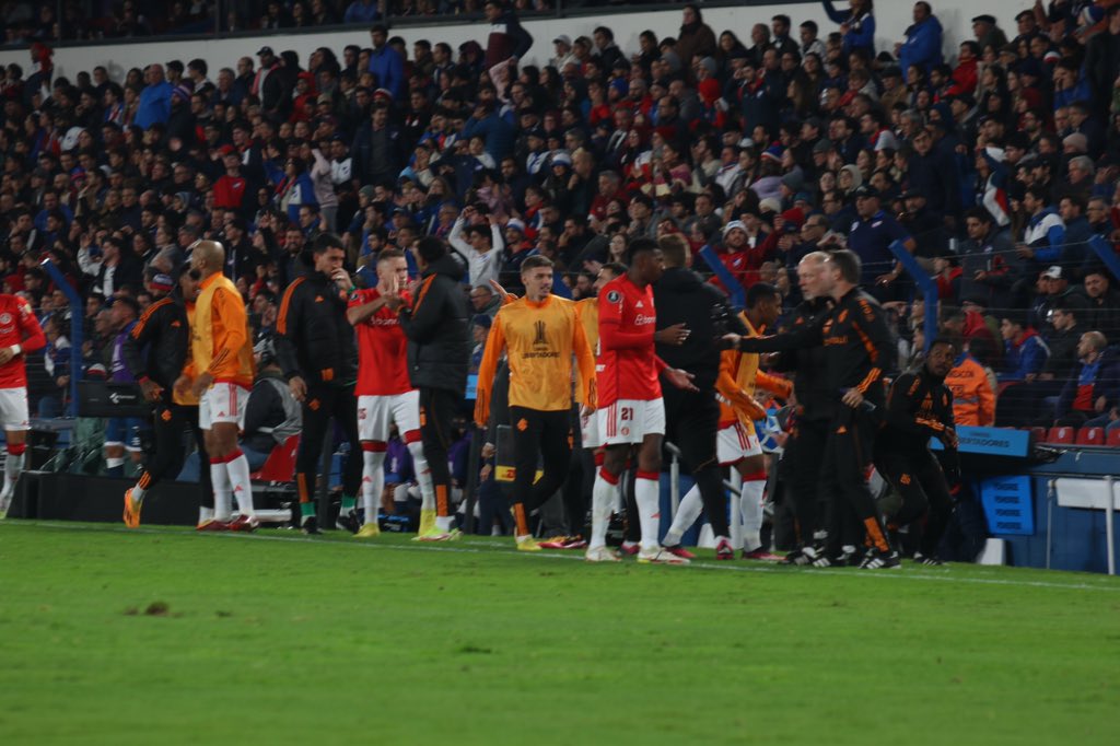 RavazzolliBruno's tweet photo. Gol de Alan Patrick vai garantindo o Inter nas oitavas da Libertadores #trcentral https://t.co/Be3a5SCU5Q