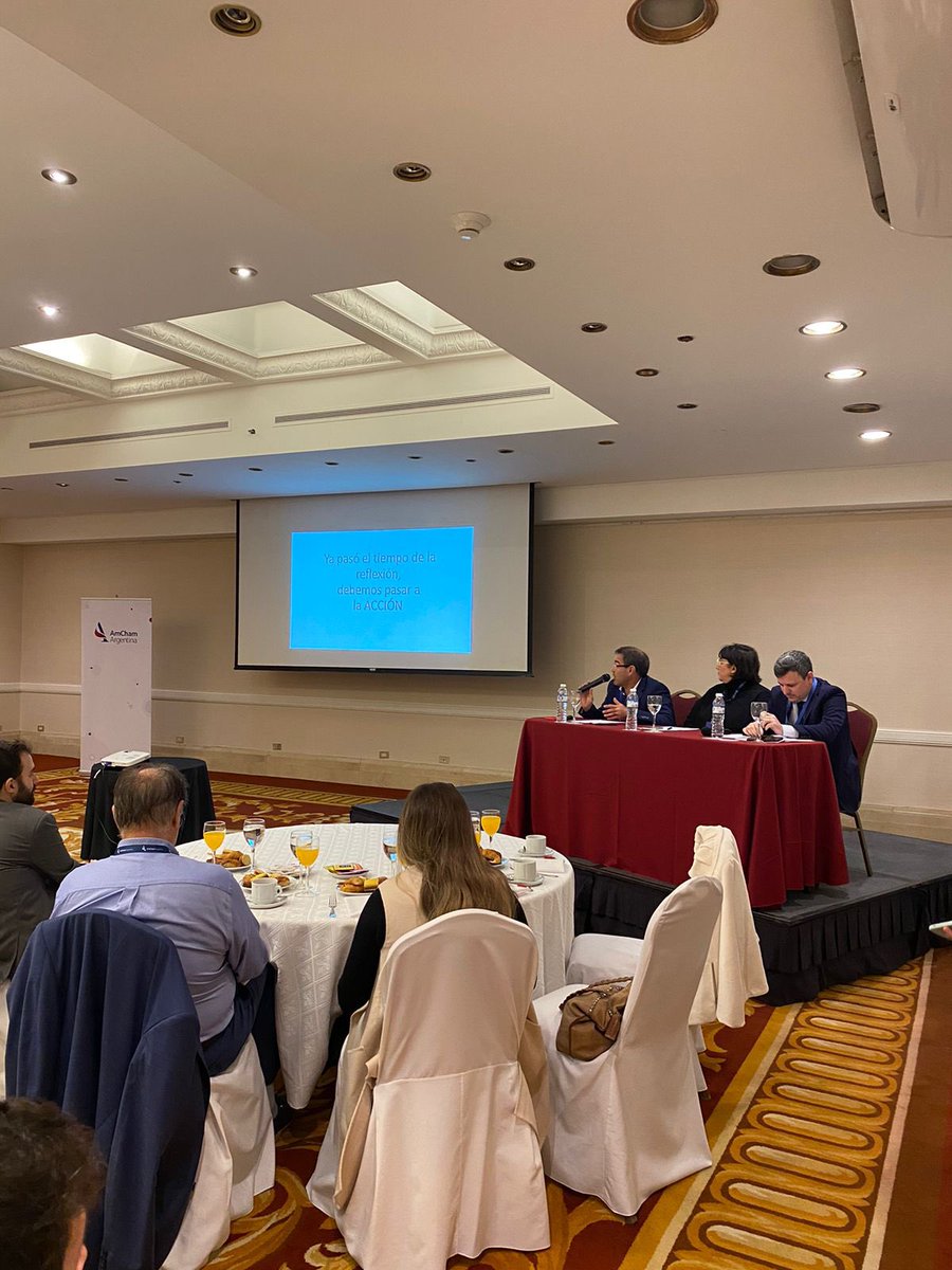 Banco de Bosques tweet media