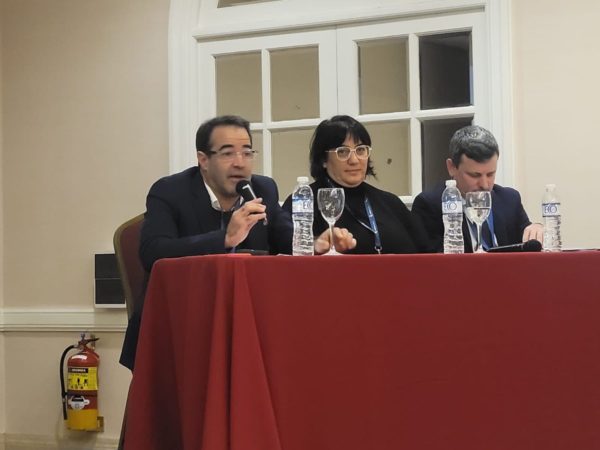 Banco de Bosques tweet media