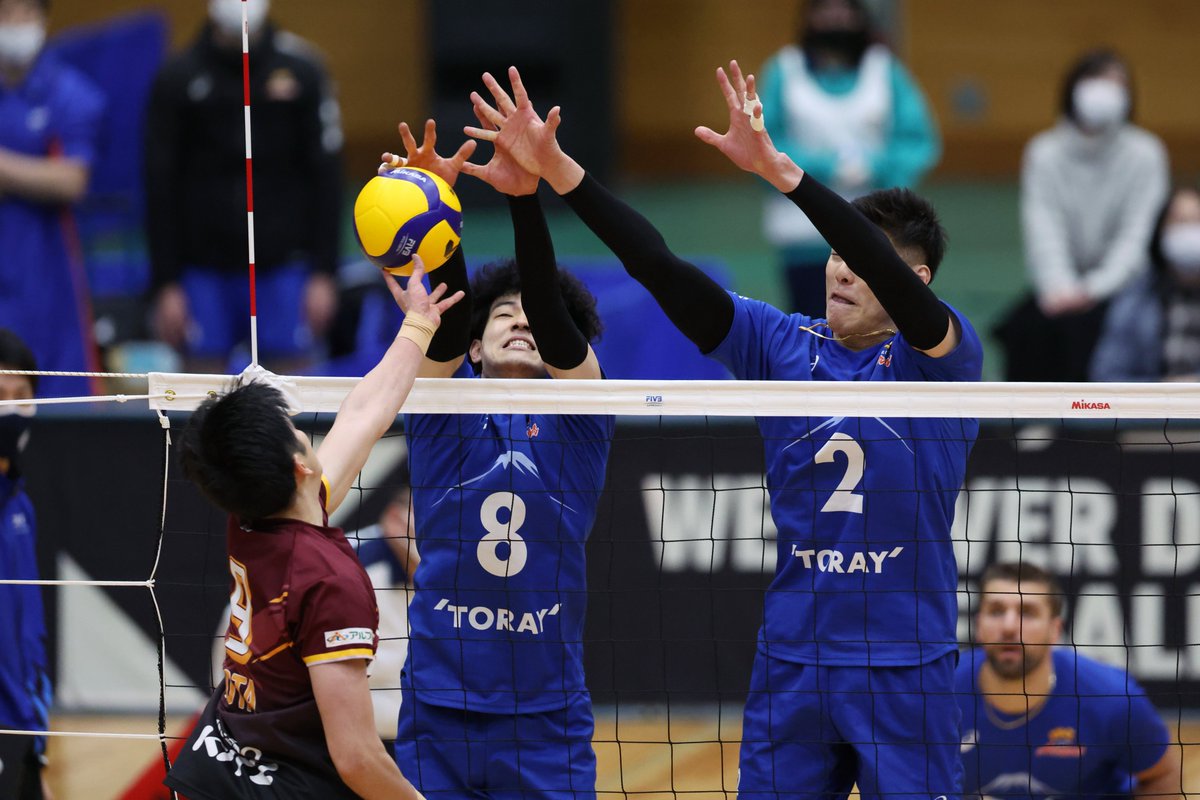 TORAY_ArrowsMEN's tweet photo. / 2022-23 V.LEAGUE 選手の皆さんが選ぶ
#V1男子 #BEST6 MB編🎊
\ #東レアローズ
@TORAY_ArrowsMEN
#髙橋健太郎 選手
うれしいですね
ありがとうございます
#vleague
#Vリーグ
3年連続ブロック賞に向けて
2023-24シーズンも応援よろしくお願いします🔥
https://t.co/WnyRk1yjDz
#202
#ツーオーツー https://t.co/fqx3E7jV1v