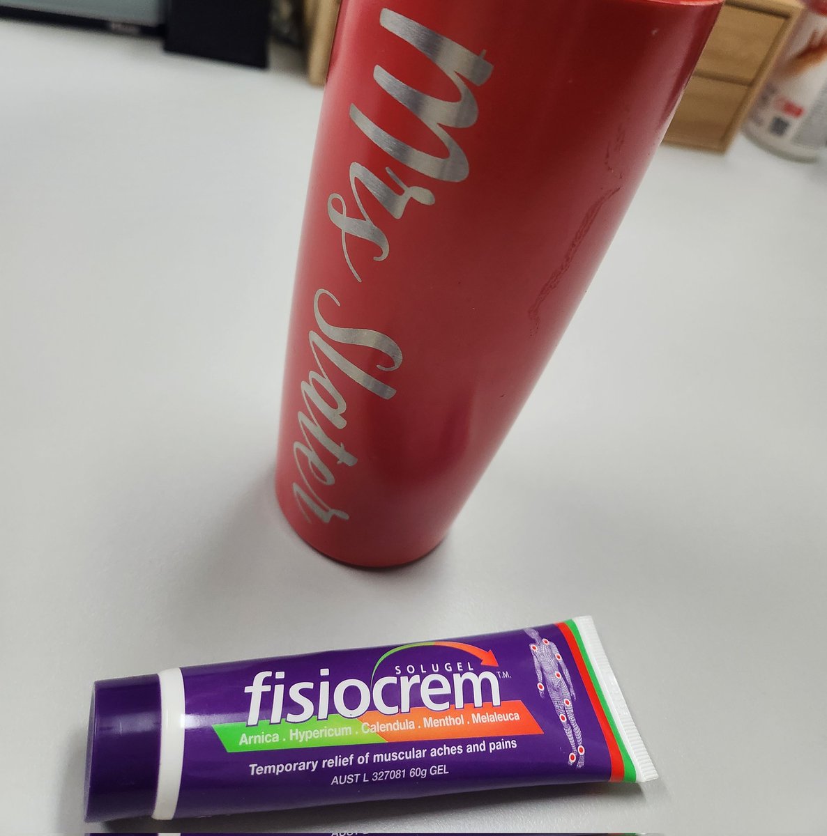 #hurtingsucks
But with coffee and #fisiocrem it all seems that bit better 💜
Thanks @fisiocremaust 
#purplearmy
