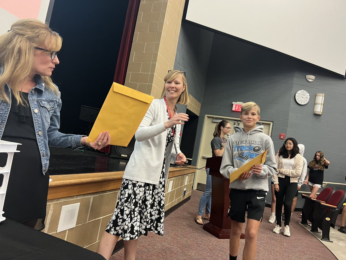 Yorkville Community Unit School District 115 tweet media