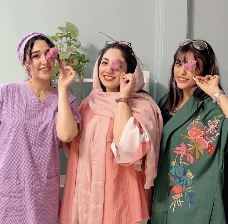 The women in this picture lost one eye after the Islamic regime shot them in eye during protests in Iran. One of them, Niloofar Aghaee, posted this photo with this caption on Instagram: We are too beautiful! 
Stay strong girls! #MahsaAmini #WomanLifeFreedom #HumanRights