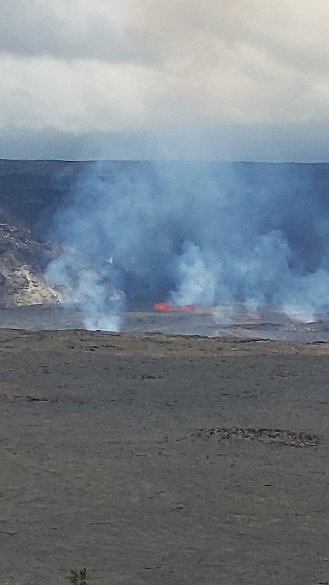Oh my god this is the best day ever Mauna Kea is erupting
