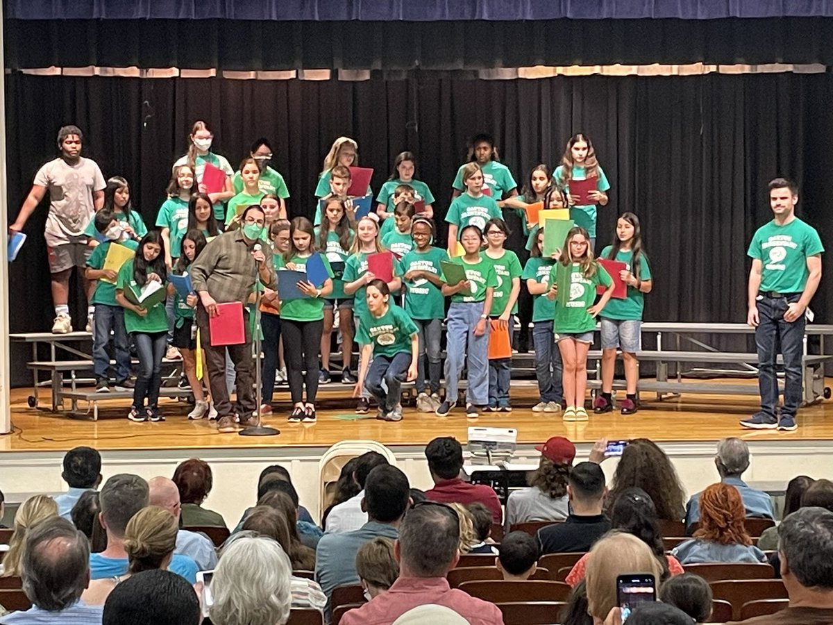 The OES Chorus put on a great performance tonight! Thank you Mr. Renne and Mr. Zelno!
