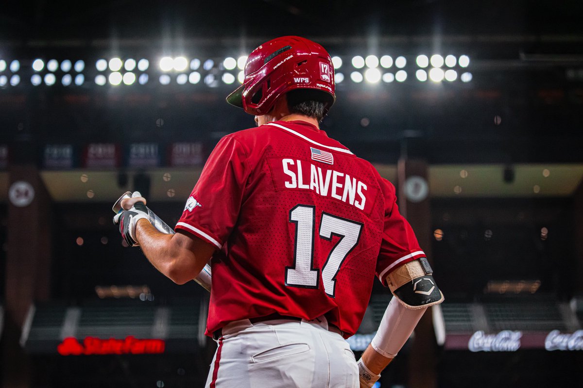 brady_slavens's tweet photo. #17 signing off✍🏼 https://t.co/CuH33IaZIH